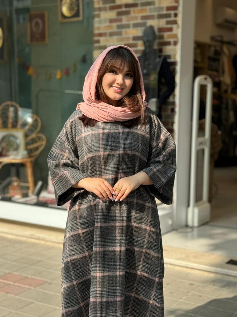پانچ جلوبسته پشمی طوسی صورتی چهارخونه — تصویر ۲