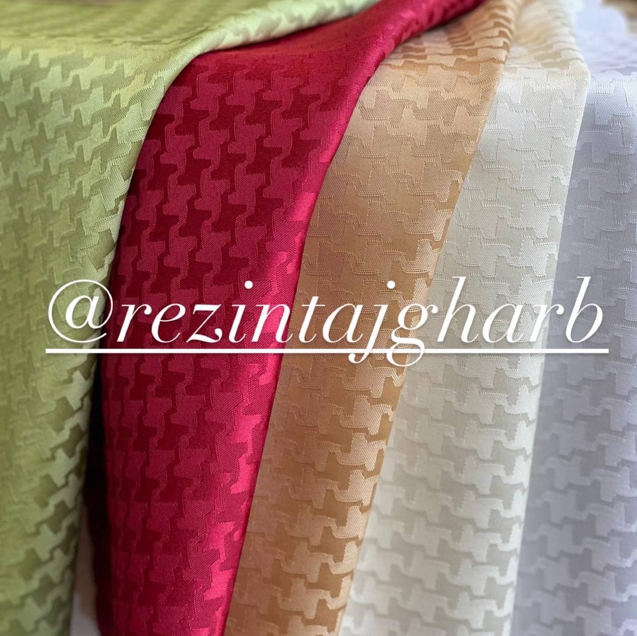 رومیزی ژاگارد دایره طرح کنزو