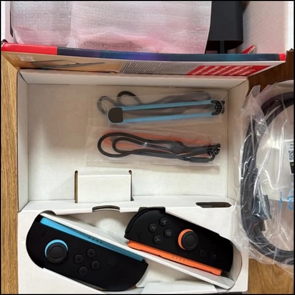 کنسول بازی نینتندو مدل Nintendo Switch 2 (آنباکس) — تصویر ۳