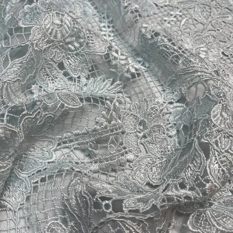 پارچه گیپور رنگ سبز کمرنگ — تصویر ۴