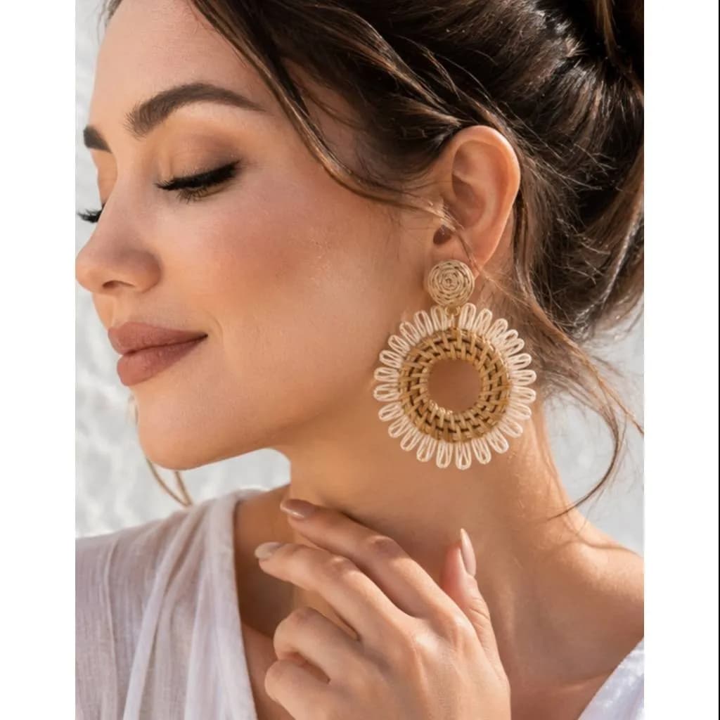 گوشواره حصیری رافیا مدل خورشید کد 312 — تصویر ۵