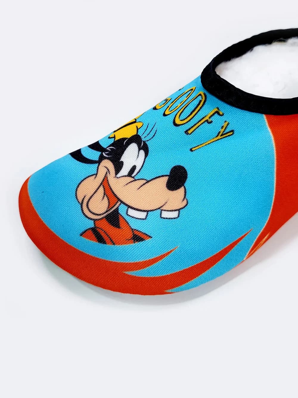 کفش استخری بچه گانه طرح کارتون گوفی ( goofy ) به رنگ قرمز و آبی رنگ — تصویر ۴