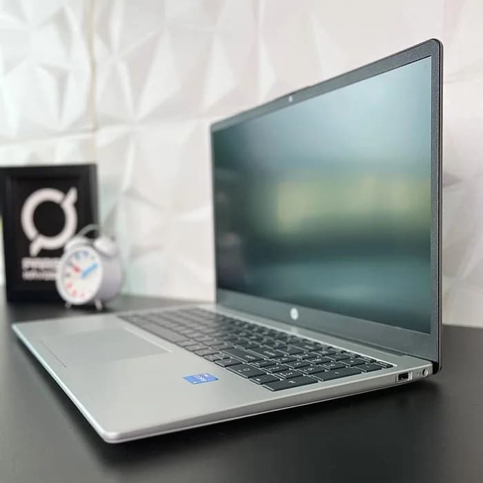 لپ تاپ اچ پی مدل HP 250 G10 i5 — تصویر ۲