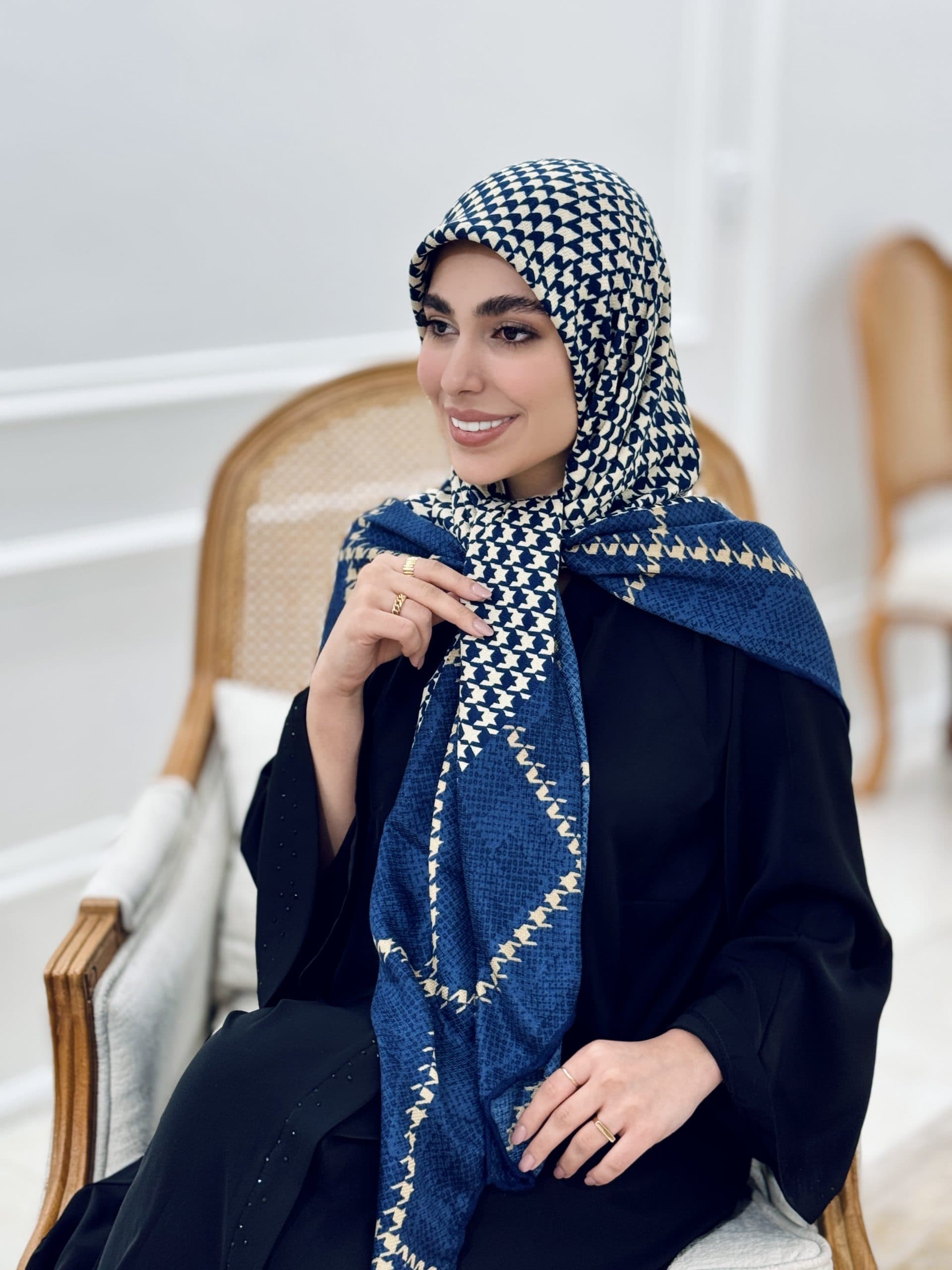 روسری زنانه مدل پیچازی — تصویر ۲