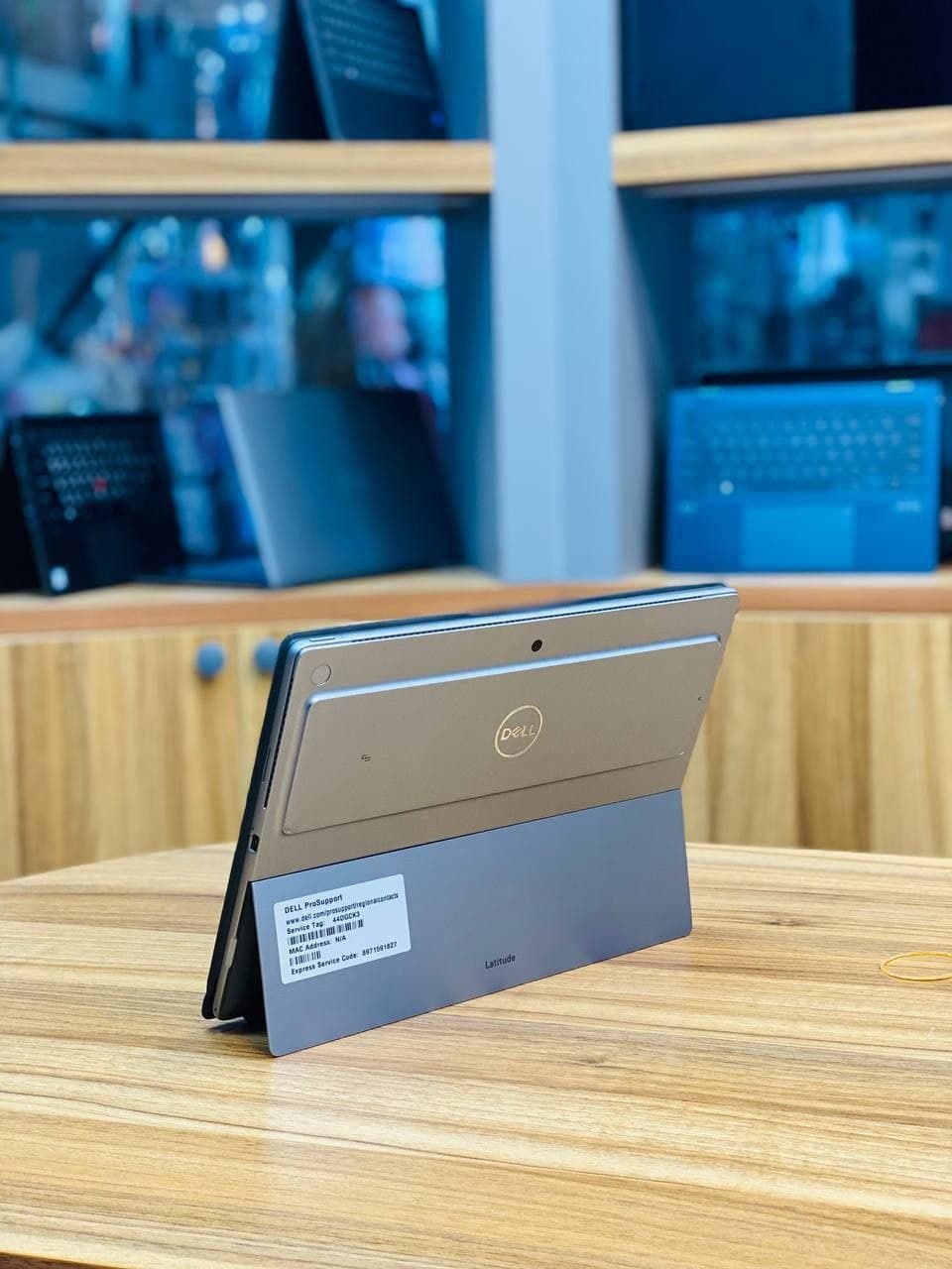 تبلت و لپ تاپ Dell Latitude 7320 (i5-1135G7، رم ۱۶، SSD ۵۱۲) — تصویر ۳