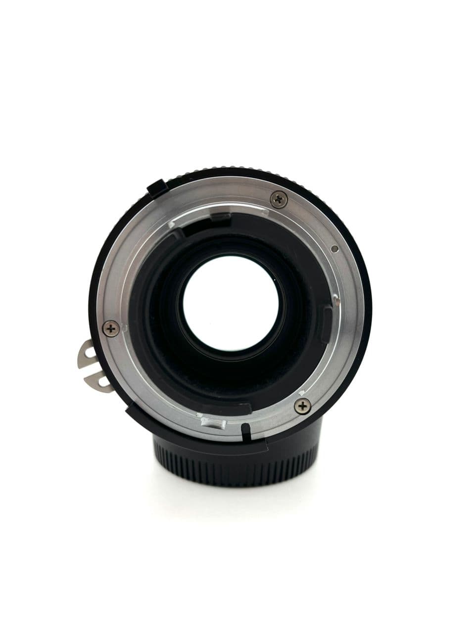 لنز Nikon Ais 135mm F2.8 — تصویر ۶