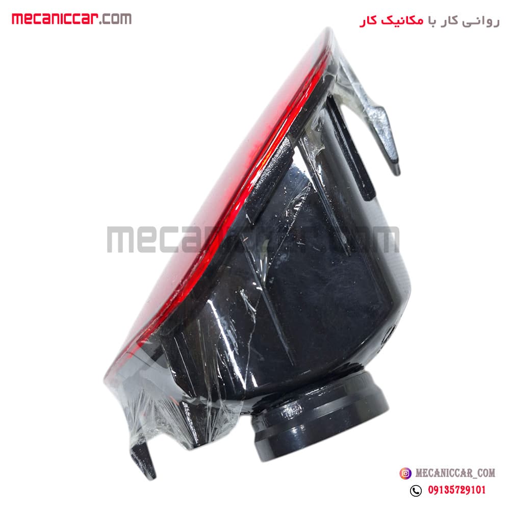 چراغ مه شکن (پرژکتور) داخل سپر عقب ساندرو ورسی — تصویر ۳
