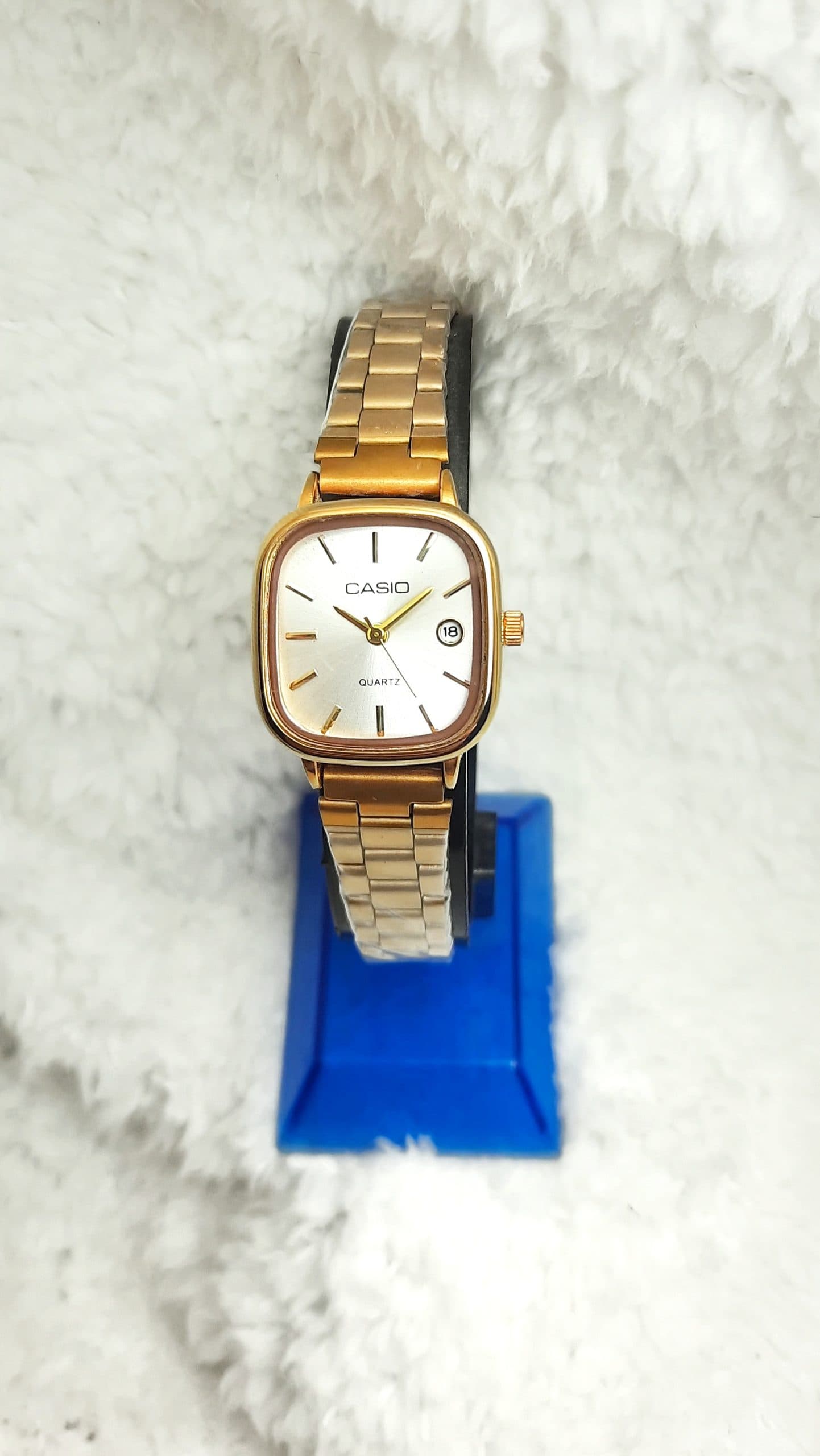ست کاسیو اولدمانی طلایی صفحه صدفی casio oldmoney — تصویر ۴