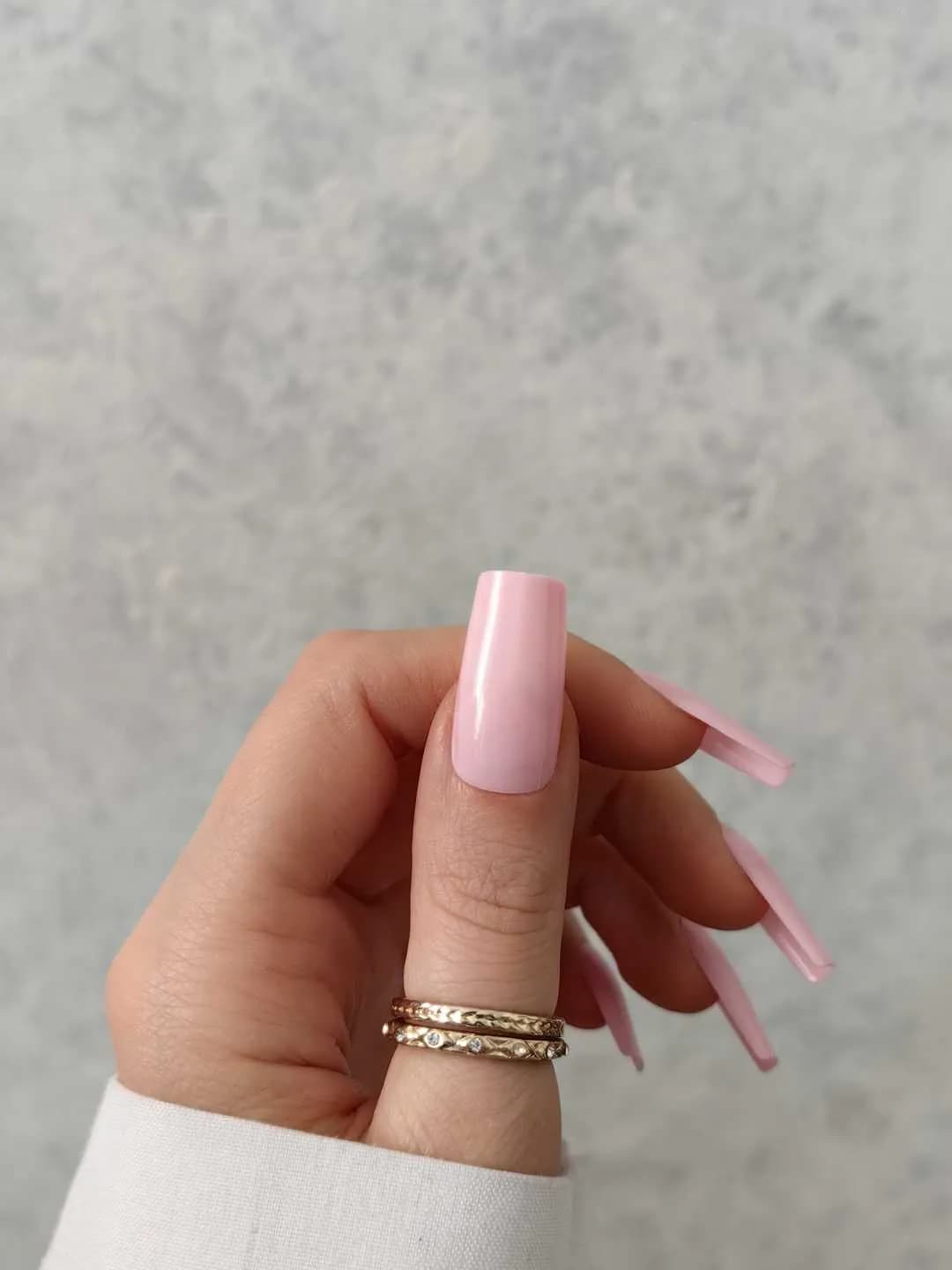 ناخن مصنوعی رنگی ساده رنگ صورتی روشن فرم مربع براق راسا – RSN0332 — تصویر ۴