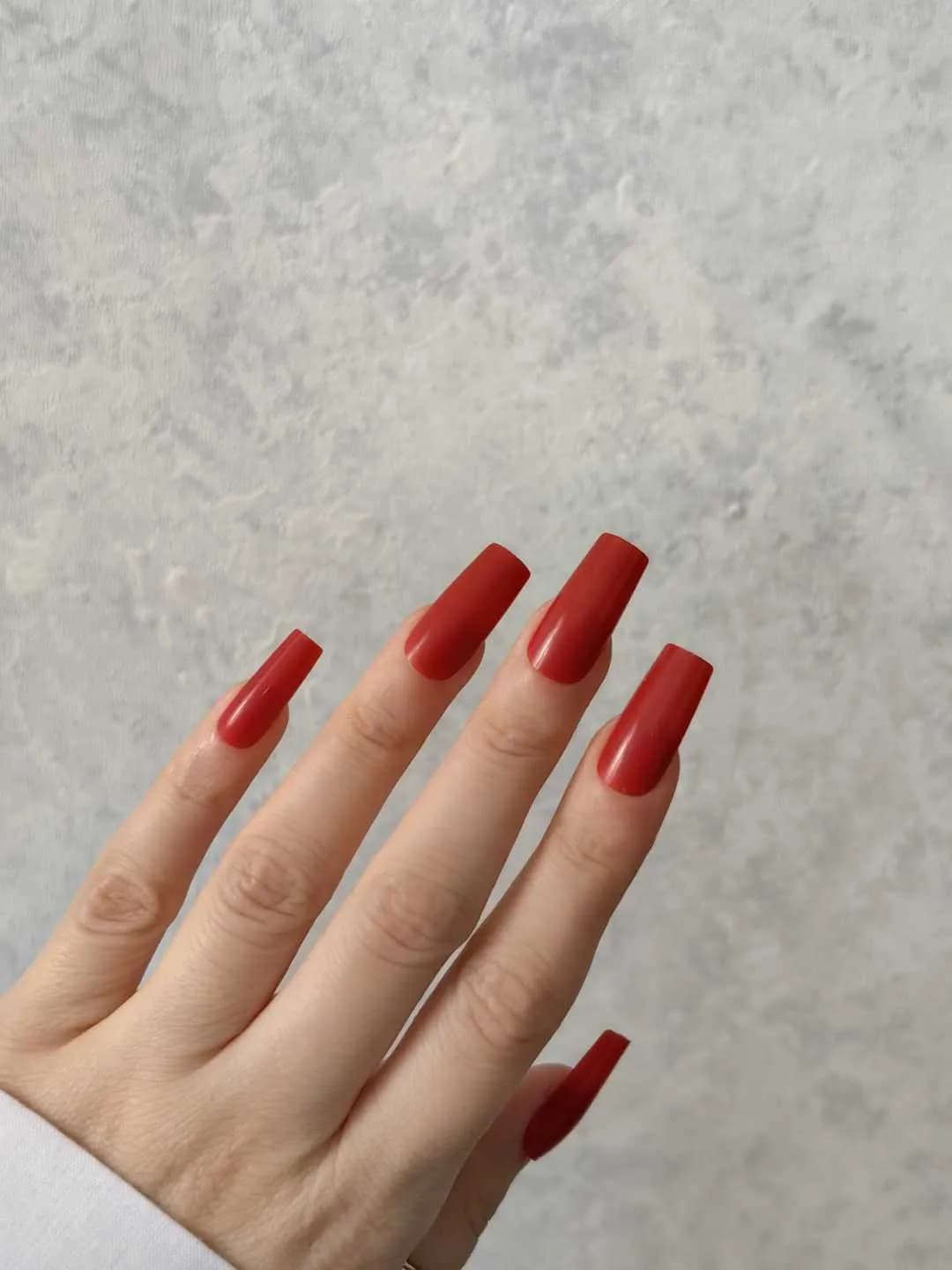 ناخن مصنوعی رنگی ساده رنگ قرمز فرم مربع براق راسا – RSN0331 — تصویر ۳