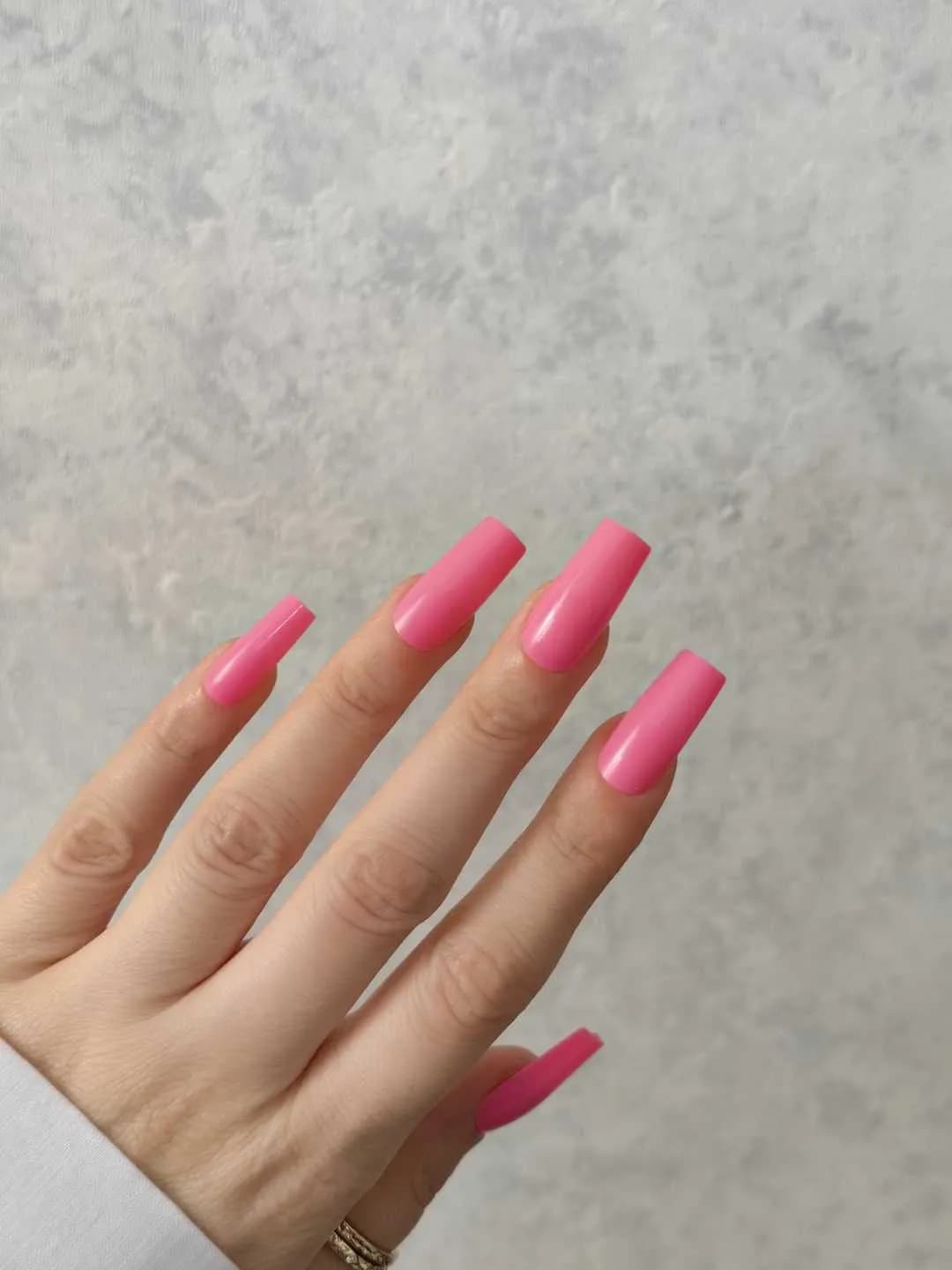 ناخن مصنوعی رنگی ساده رنگ صورتی پاستیلی فرم مربع براق راسا – RSN0327 — تصویر ۲