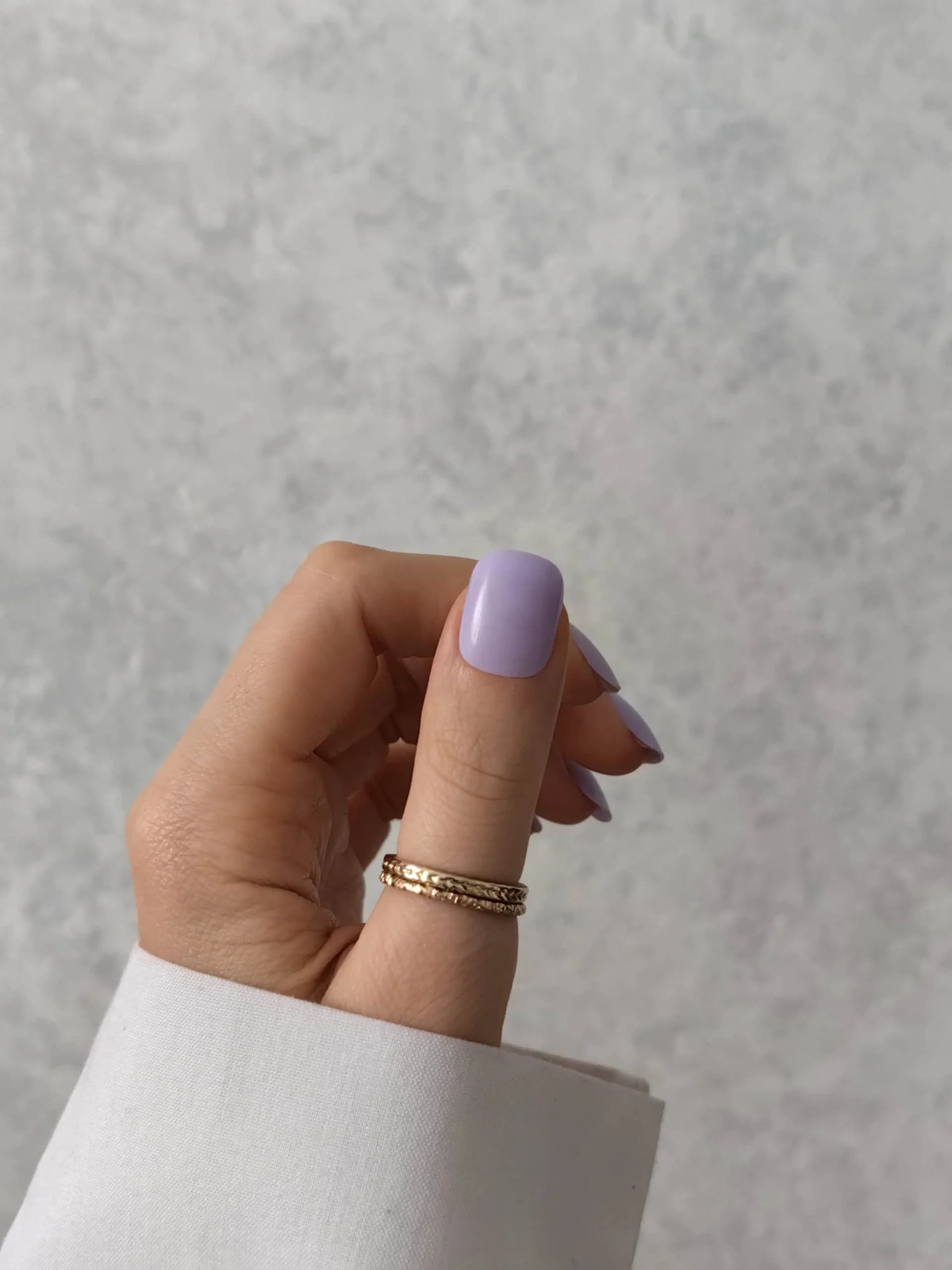 ناخن مصنوعی رنگی ساده رنگ یاسی فرم مربع گرد کوتاه راسا – RSN0319 — تصویر ۴