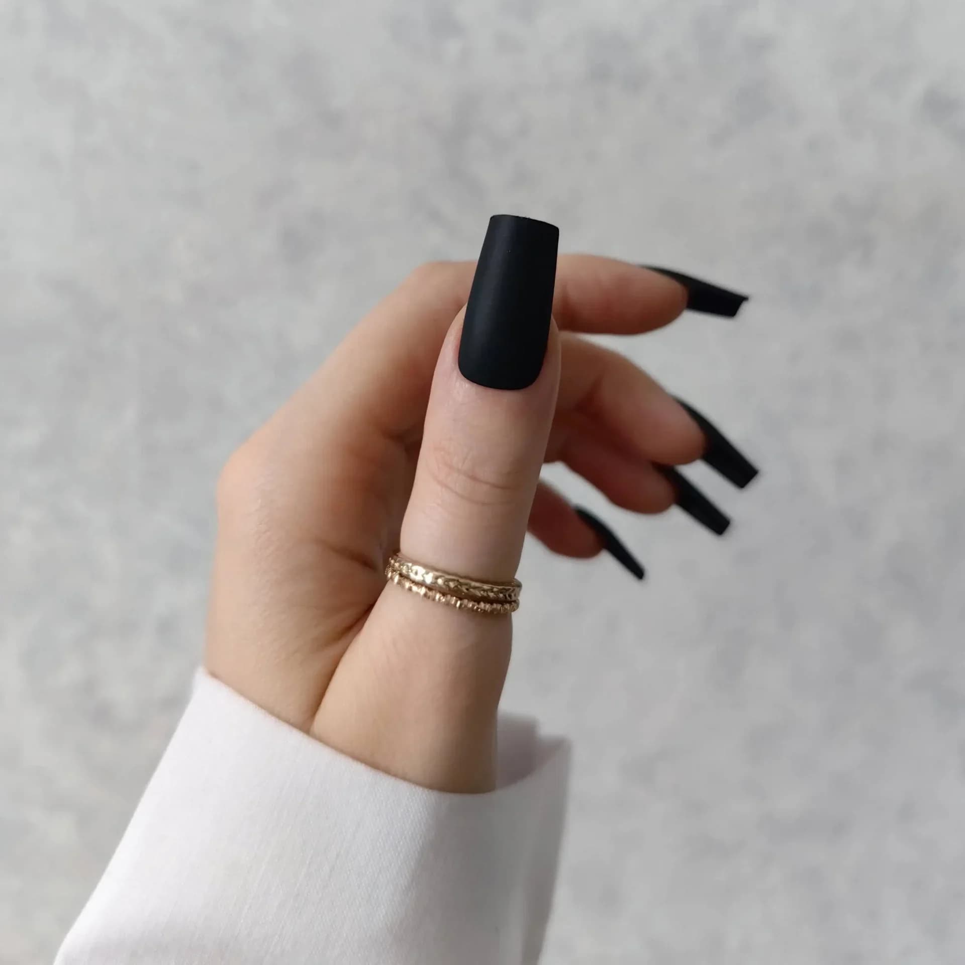 ناخن مصنوعی رنگی ساده رنگ مشکی فرم مربع راسا – RSN0309 — تصویر ۴