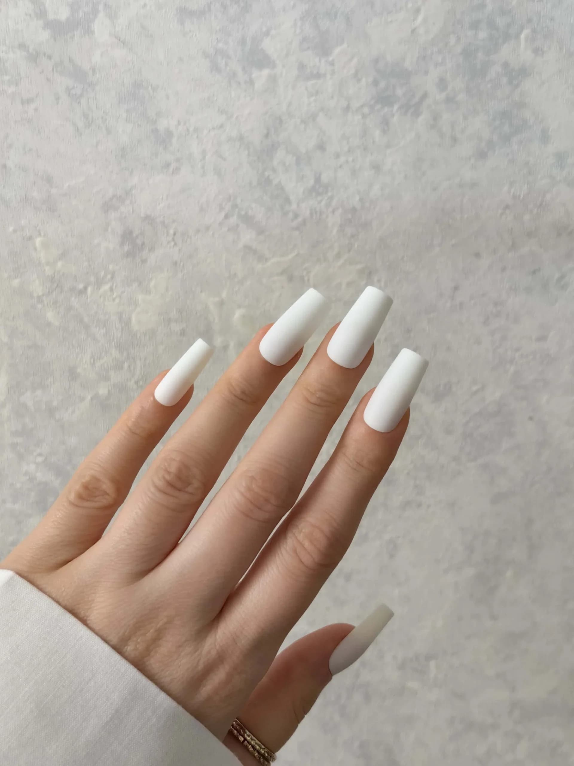 ناخن مصنوعی رنگی ساده رنگ سفید فرم مربع راسا – RSN0308 — تصویر ۲