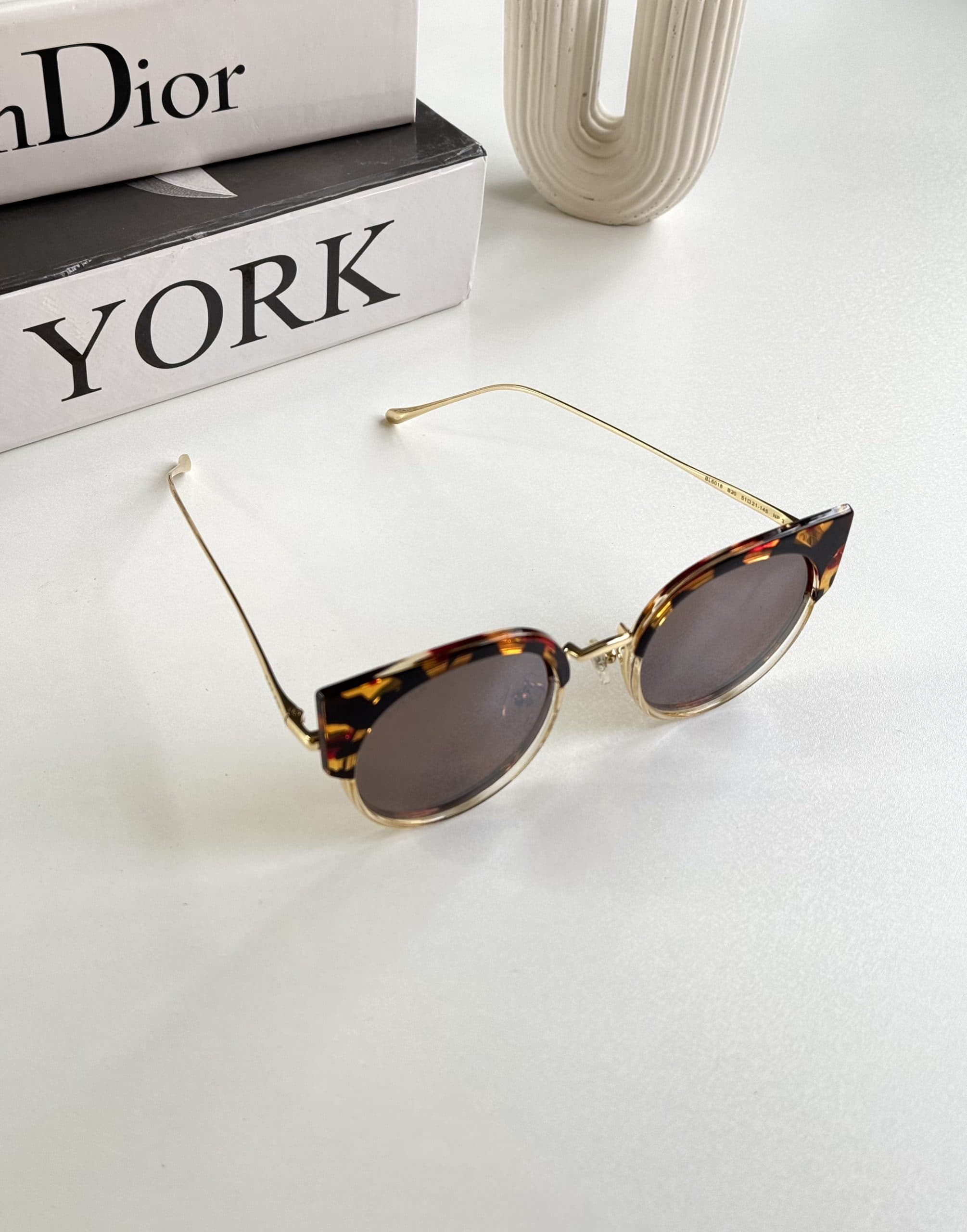 عينك آفتابي برند Rayban زنانه پلنگی ترند يووي 400 — تصویر ۲