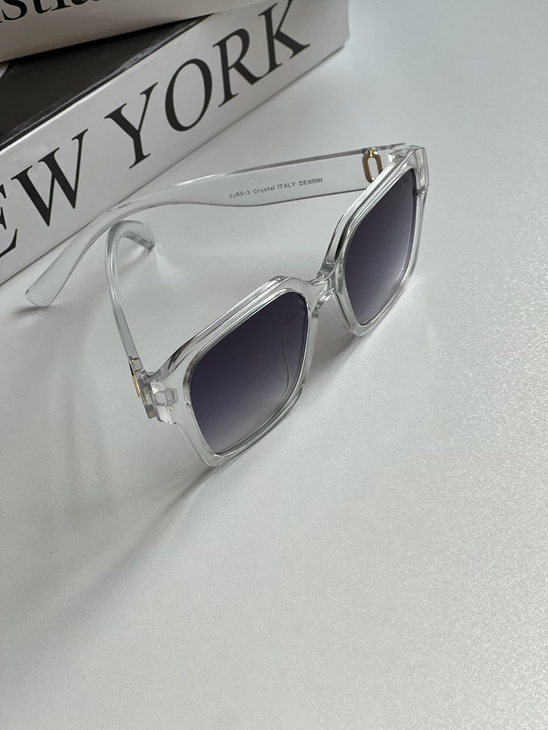عينك آفتابي برند Dior زنانه شفاف ترند يووي 400