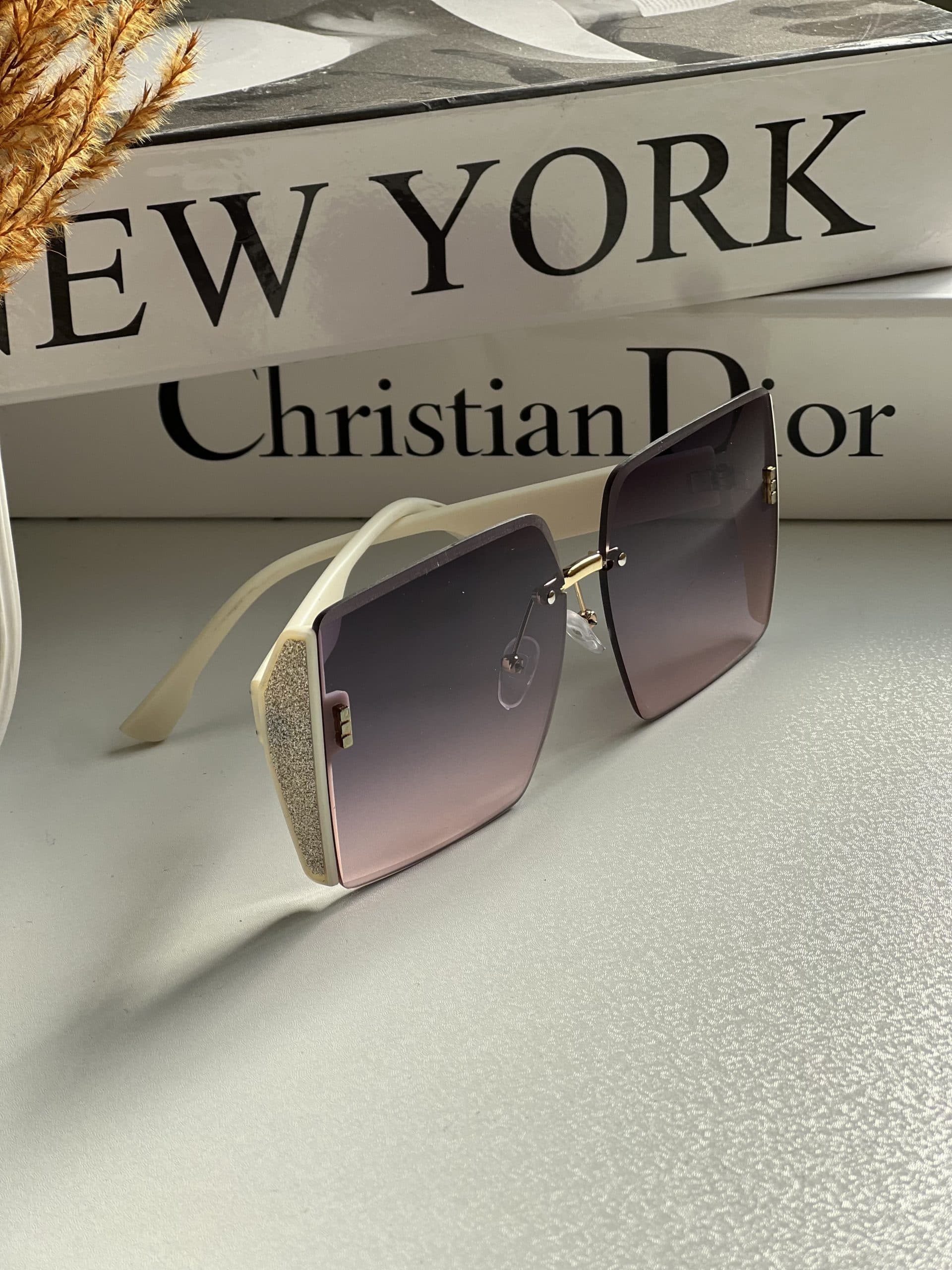 عينك آفتابي برند Dior زنانه ترند يووي 400 — تصویر ۵