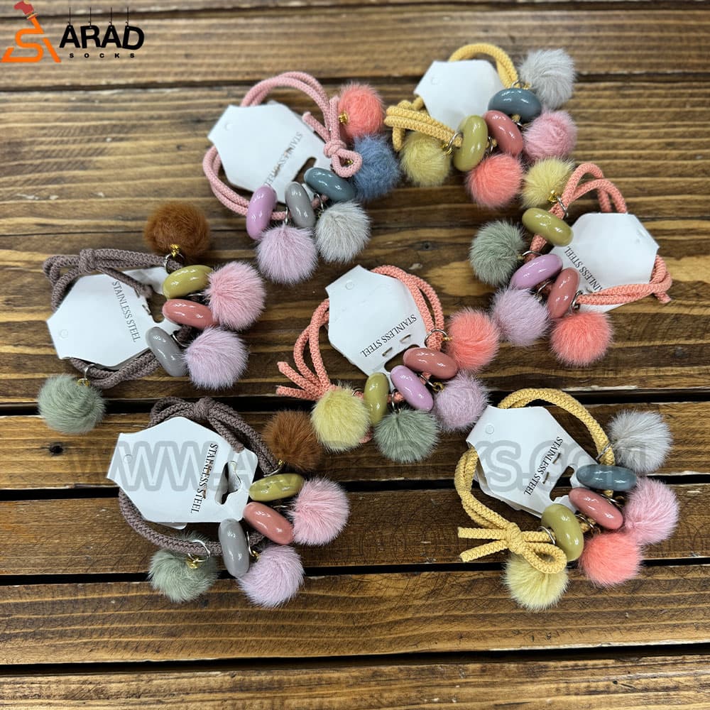 کش مو پوم دار — تصویر ۲