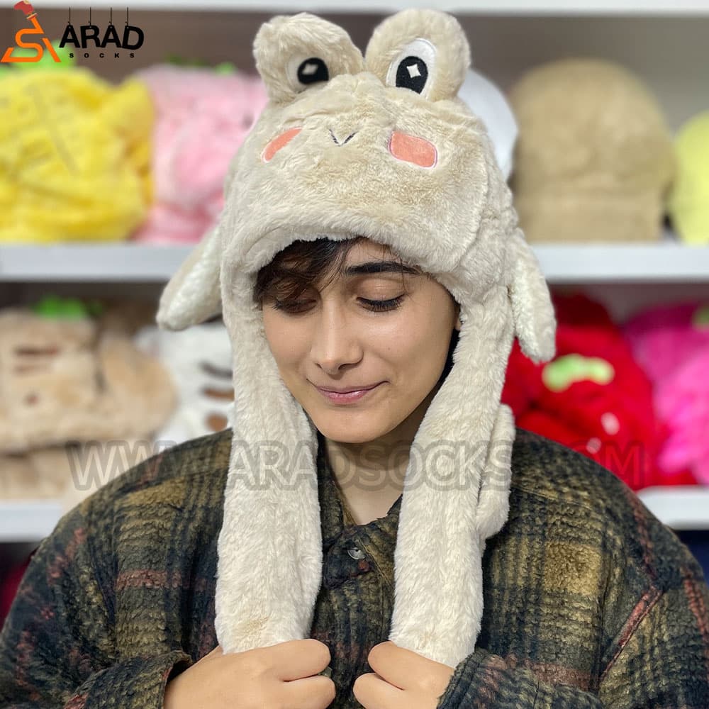 کلاه پمپی طرح قورباغه کرمی
