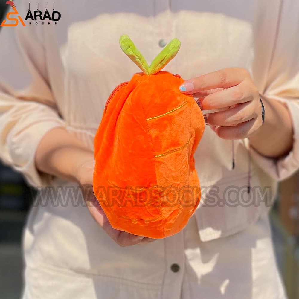 عروسک خرگوش زیپی هویج کوچک — تصویر ۲