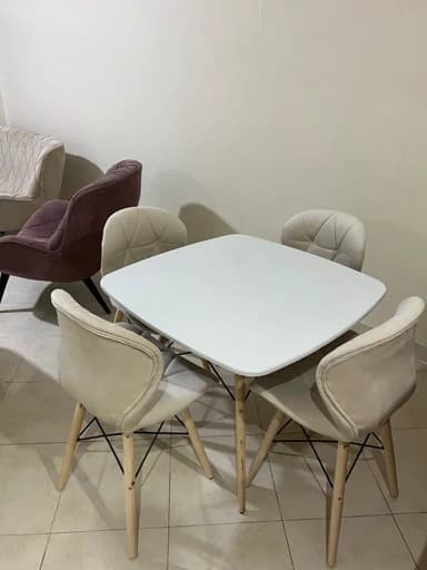میز و صندلی ناهار خوری چهار نفره زین اسبی مبلمان فرنا مدل 1113361