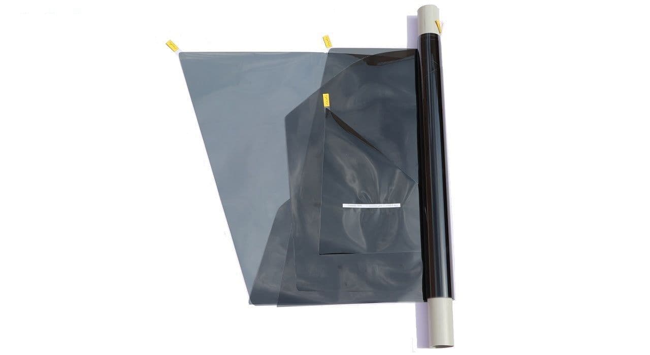 اجرای برچسب دودی شیشه خودرو کیا موهاوی (نصب در محل) — تصویر ۳