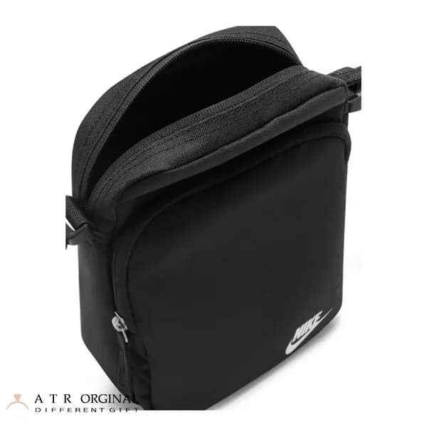 کیف نایک مدل Heritage Crossbody Bag — تصویر ۳