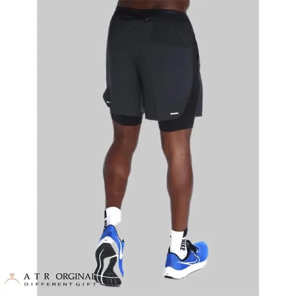 شلوارک مردانه نایک مدل Stride Dri-FIT — تصویر ۲