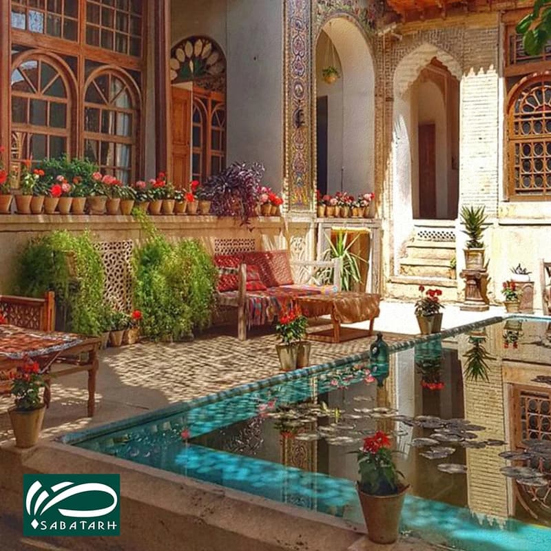 تابلو شاسی صبا طرح مدل خانه سنتی ایرانی کد M178 — تصویر ۳