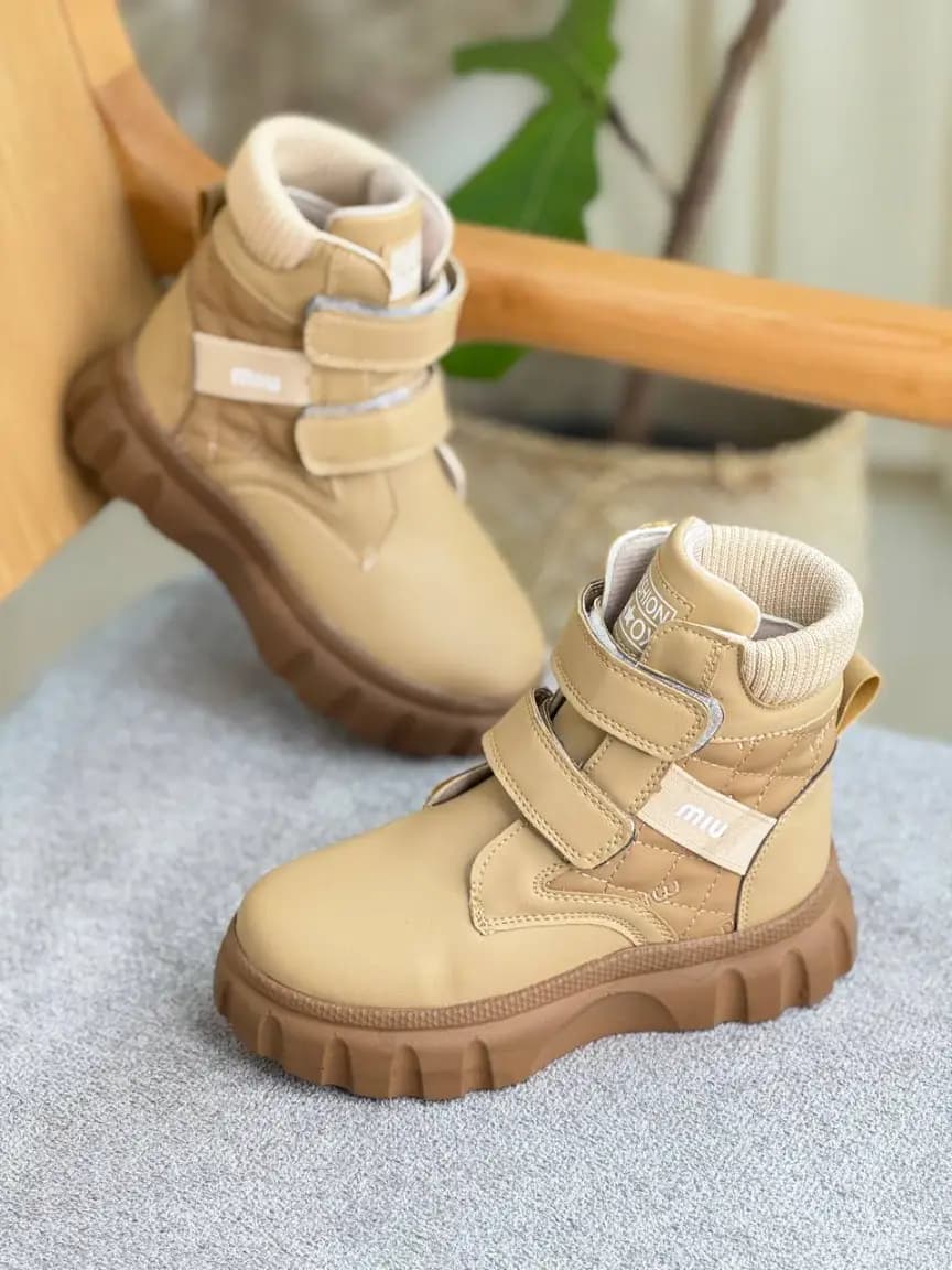 بوت اسپرت بچگانه دو رکاب MIU — تصویر ۳