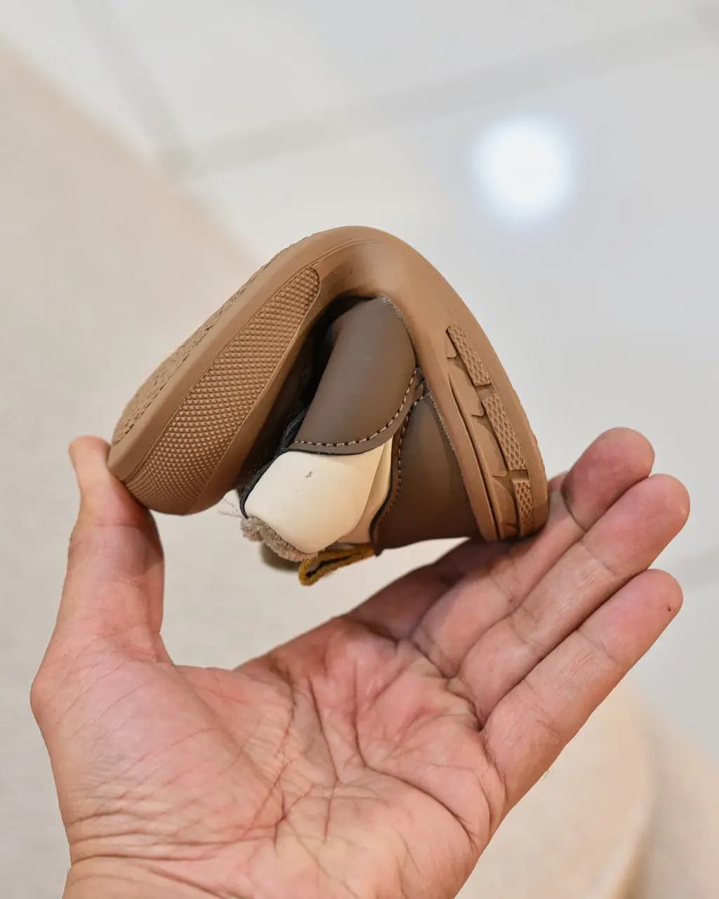 کتونی نیم ساق استیکر دار MINI اورجینال — تصویر ۴