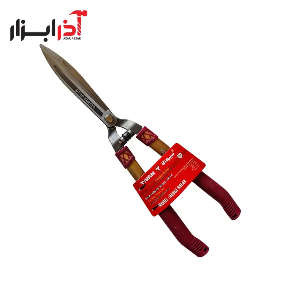 قیچی شمشاد زن حرفه ای تیوان