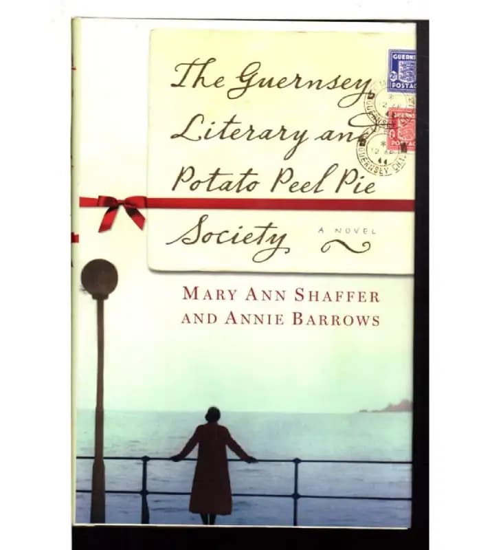 کتاب The Guernsey Literary and Potato Peel Pie Society (انجمن ادبی و کیک پوست سیب‌زمینی گرنزی) اثر مری آن شفر و آنی باروز | نسخه انگلیسی PDF