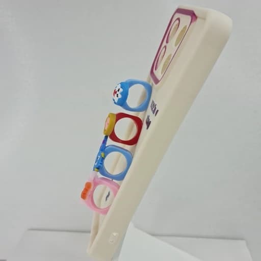 گارد گوشی Poco x6 pro عروسکی فانتزی برجسته جا انگشتی مدل پاپ سوکت رنگ کرم — تصویر ۲