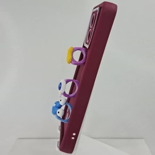 گارد گوشی Poco x6 pro عروسکی فانتزی برجسته جا انگشتی مدل پاپ سوکت رنگ زرشکی — تصویر ۲