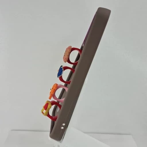 گارد گوشی Poco x6 pro عروسکی فانتزی برجسته جا انگشتی مدل پاپ سوکت — تصویر ۲