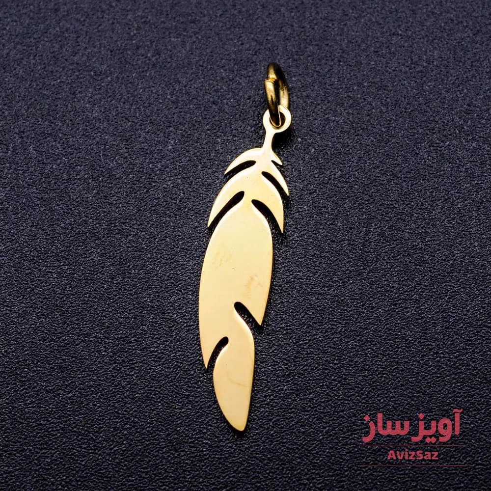گردنبند پر پرنده کد 101833