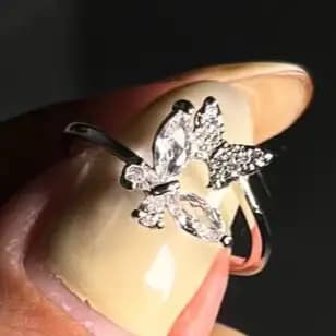 انگشتر زنانه و دخترانه جواهری طرح پروانه ای ضد حساسیت رنگ ثابت فری سایز کد atk