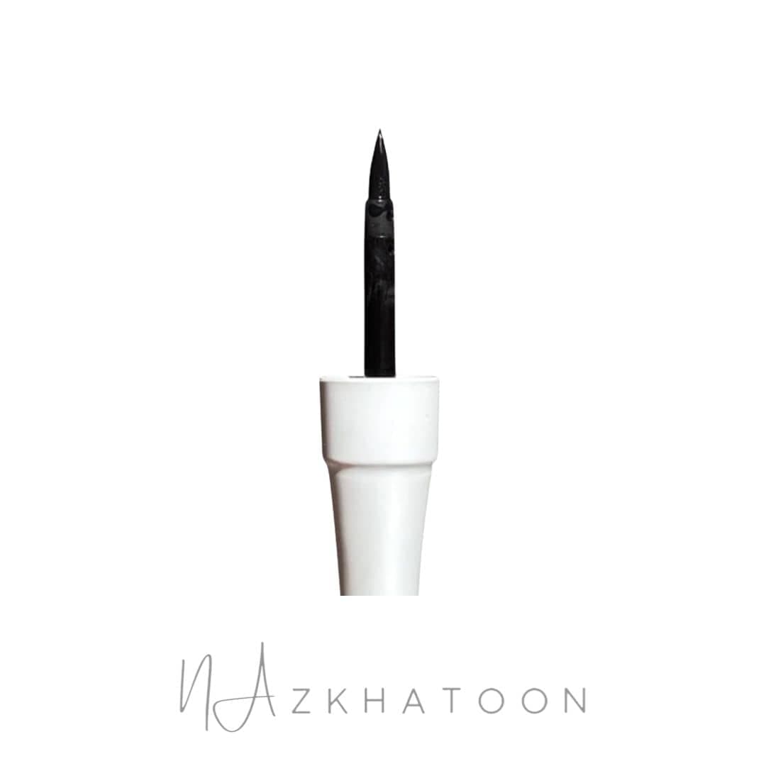 خط چشم کوزه‌ای بل کربن بلک درب سفید | Bell Carbon Black Eyeliner — تصویر ۳