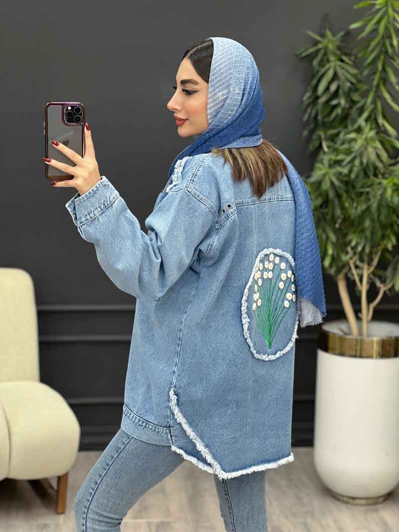 مانتو جین پشت گلدوزی پرچ دار کد 5400 — تصویر ۵