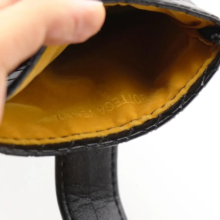 پک اورجینال عینک برند بوتگا ونتا (Bottega Veneta) با تمام تجهیزات مدل 993085 — تصویر ۵