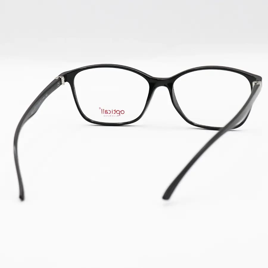 عینک طبی OPTICALL با فریم رنگ مشکی براق، مستطیلی شکل، جنس TR و ساخت ترکیه مدل MOD127 — تصویر ۴