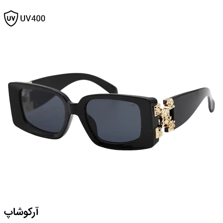 عینک آفتابی زنانه OFF-White با فریم مستطیلی شکل، رنگ مشکی براق، طرح اور سایز و لنز دودی تیره مدل 44011