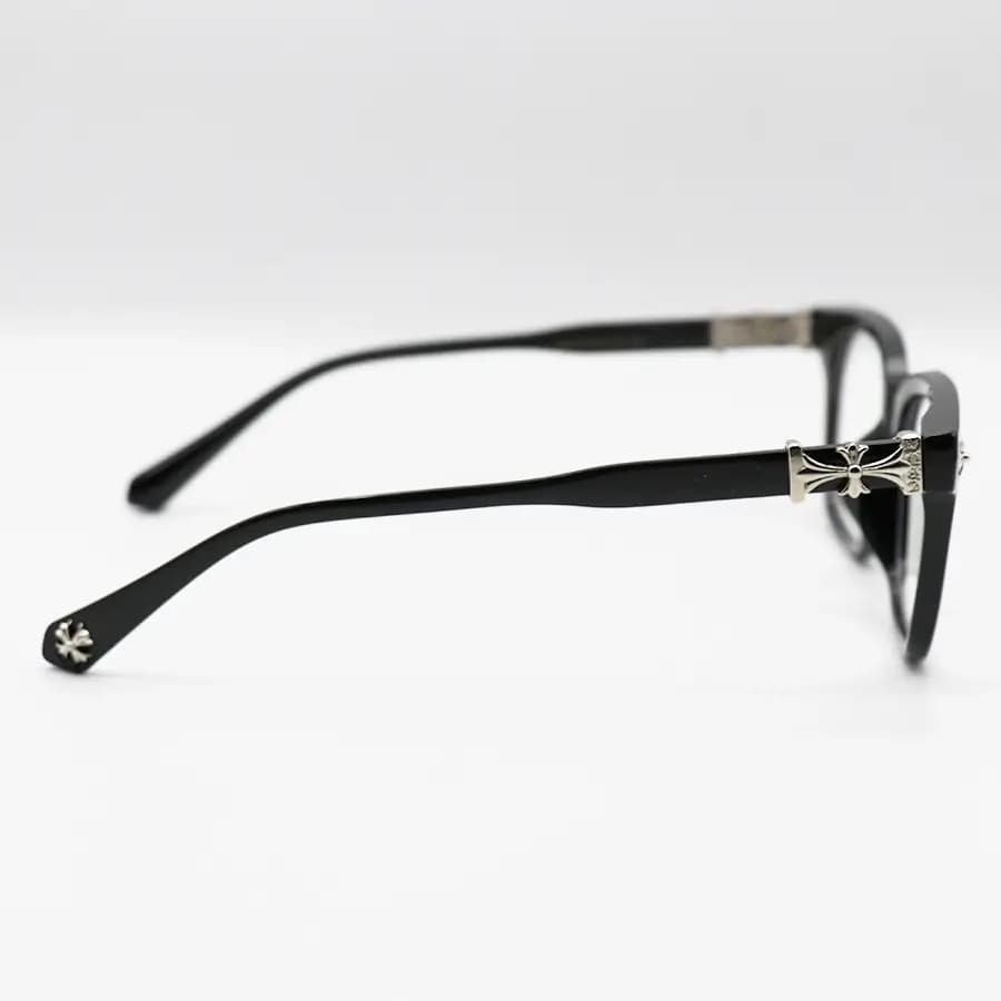 عینک Chrome Hearts با فریم مستطیلی شکل، رنگ مشکی براق و لنز بیرنگ و قابل تعویض مدل 2273 — تصویر ۸