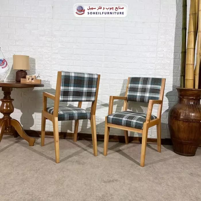 صندلی ناهارخوری چوبی السا دسته دار سهیل — تصویر ۲