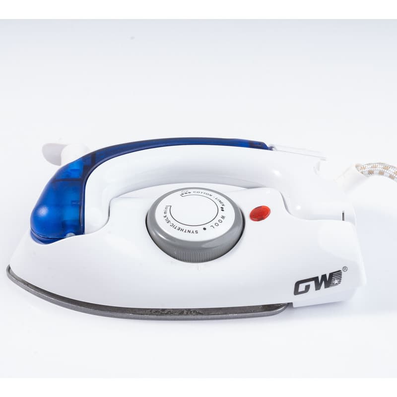 ✈️ اتو بخار مسافرتی جی دبلیو GW-8167: 700W، دسته تاشو و مخزن بزرگ — تصویر ۴
