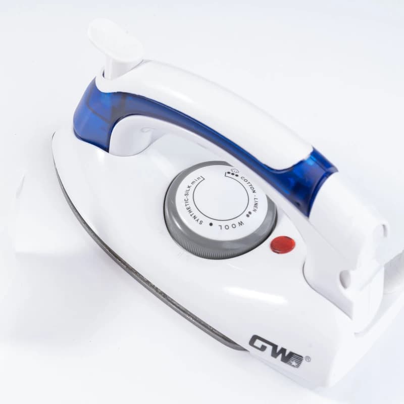 ✈️ اتو بخار مسافرتی جی دبلیو GW-8167: 700W، دسته تاشو و مخزن بزرگ