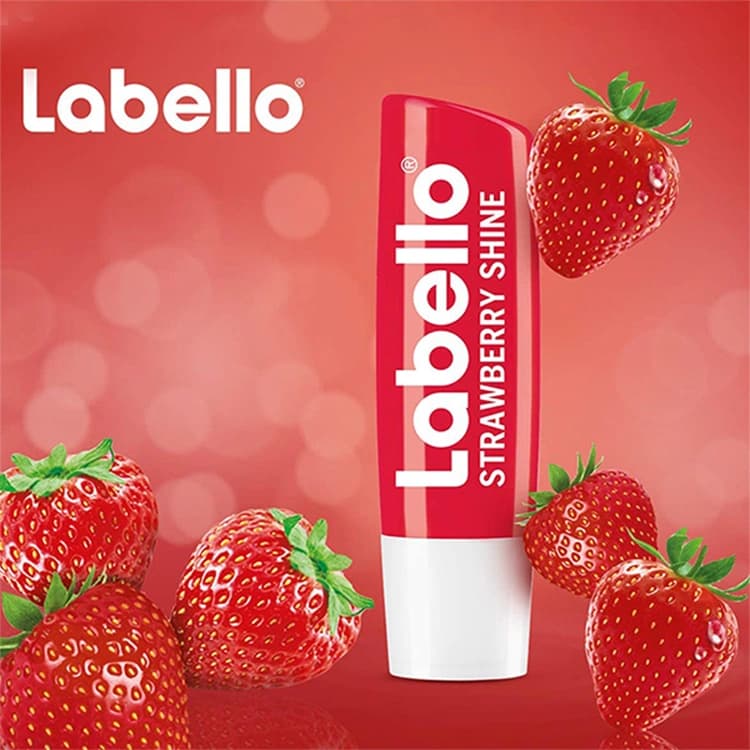 بالم لب Labello مدل Strawberry Shine — تصویر ۴