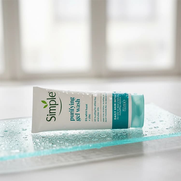 ژل شوینده صورت Simple مدل Purifying حجم 150 میلی لیتر — تصویر ۶