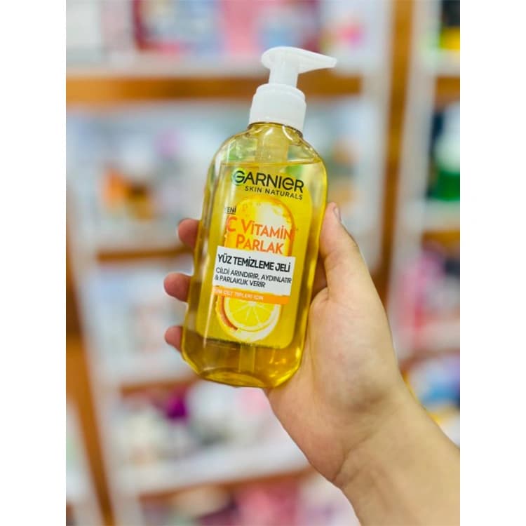 ژل شوینده صورت Garnier مدل Vitamin C حجم 200 میلی لیتر — تصویر ۶